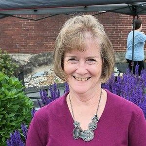 Meet your Posher, Lou ann